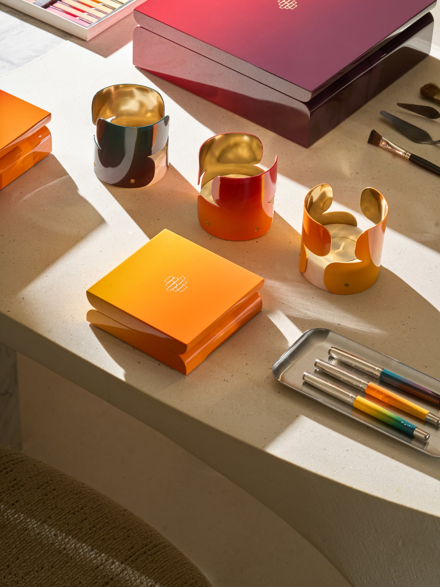 Moonbow square box small