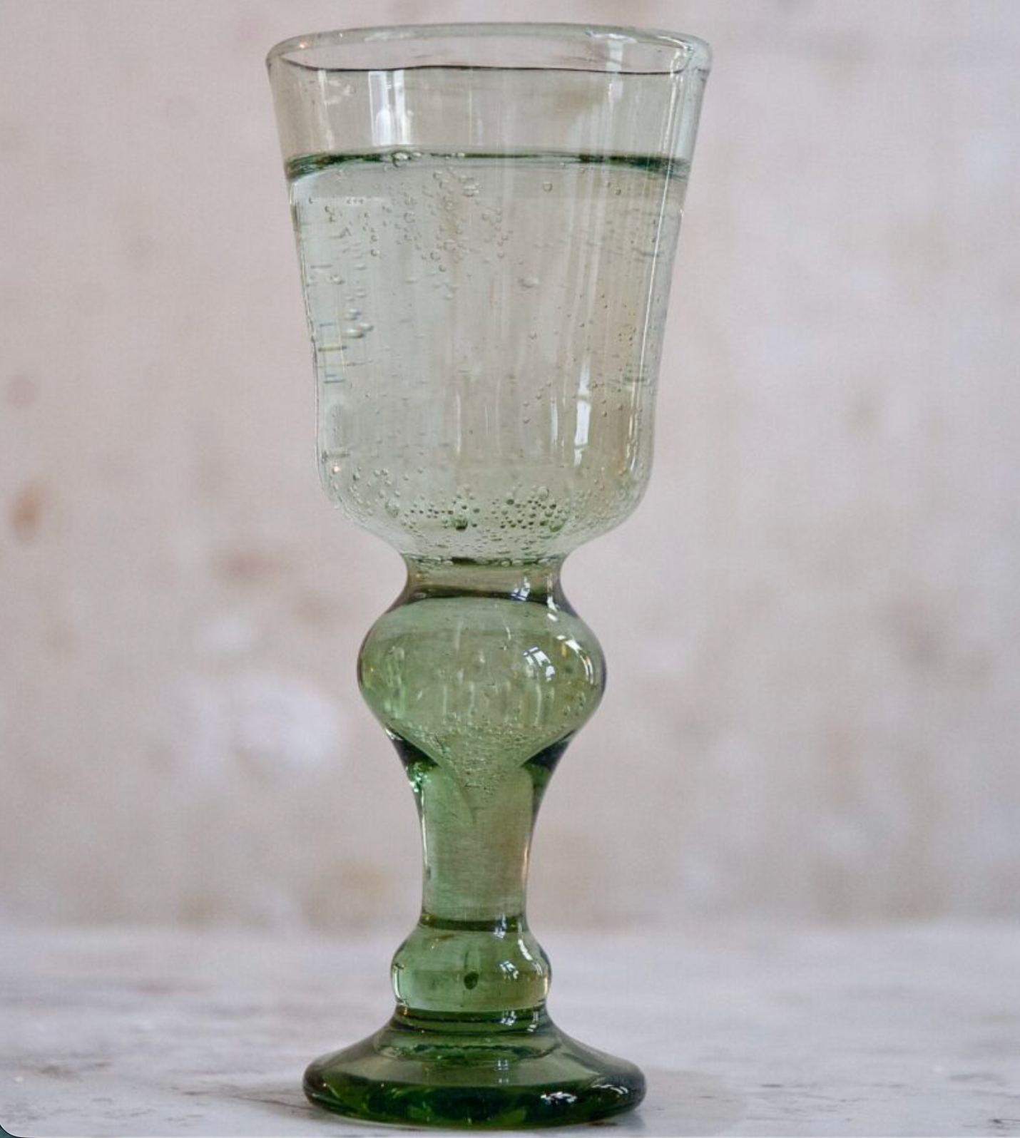 White Wine Glass Vert Fumé