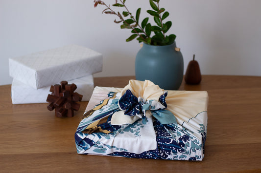 Furoshiki: Ukiyo-e, Under the Wave off Kanagawa