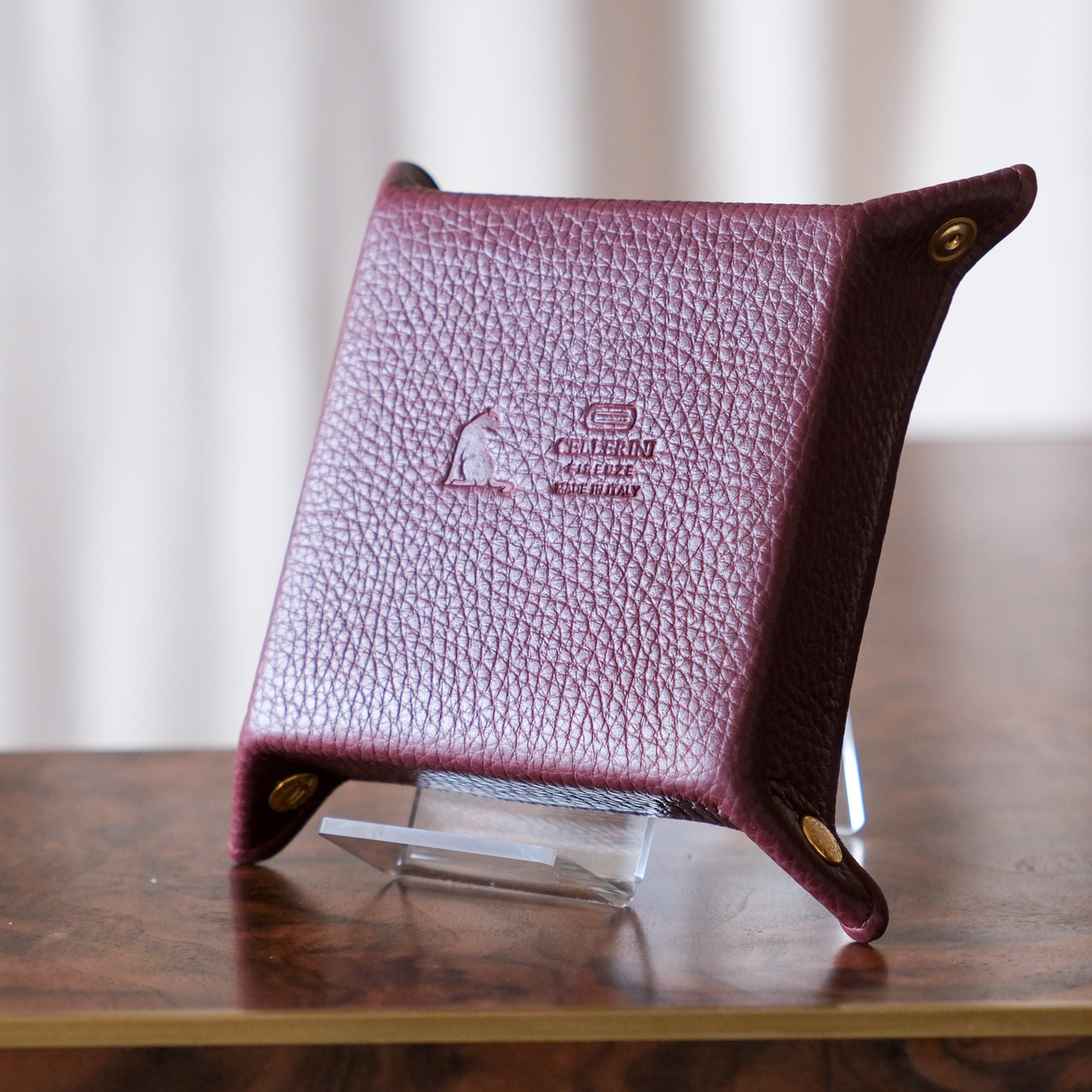 Classic leather valet tray