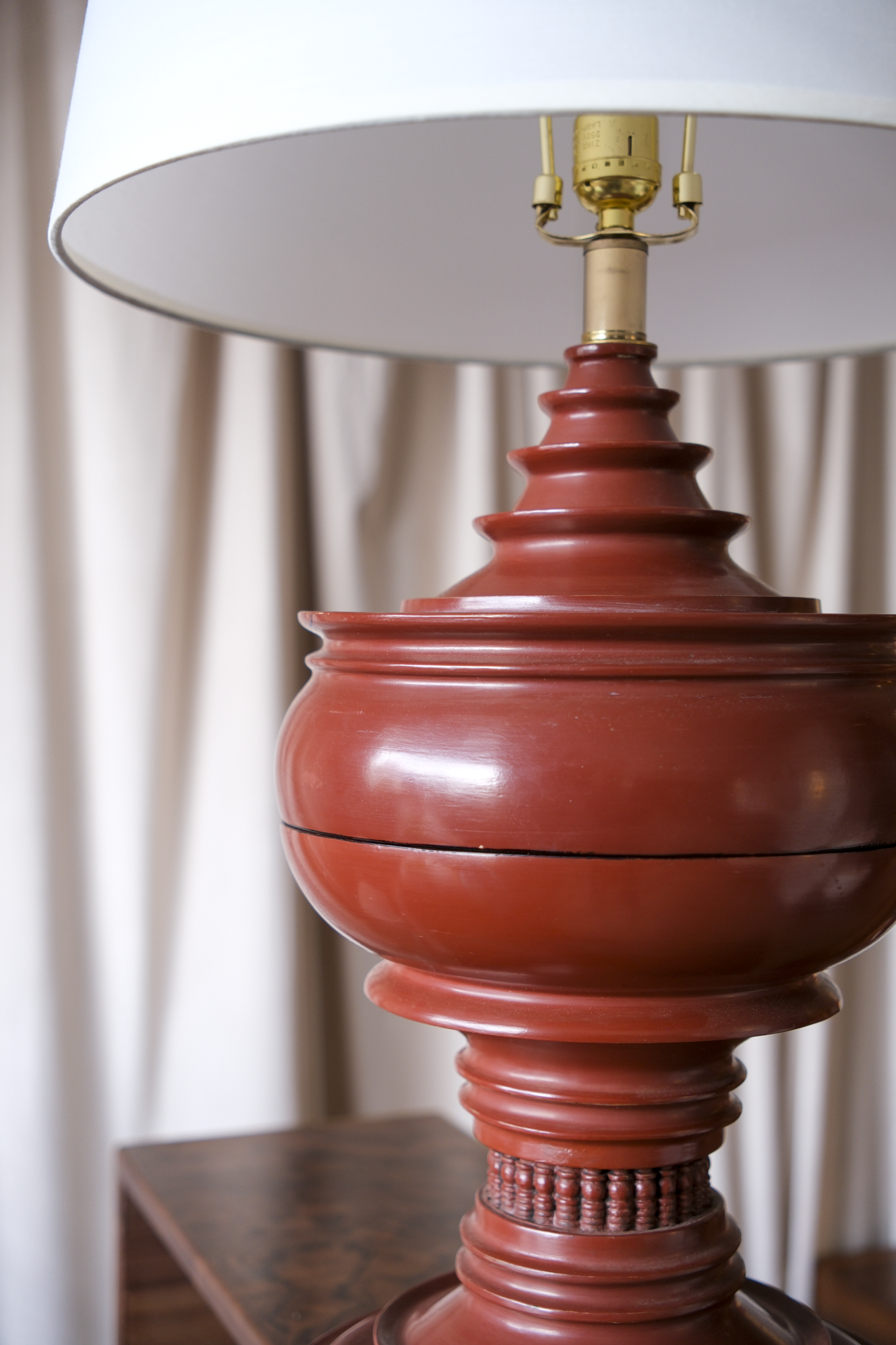 Burmese lacquerware lamp