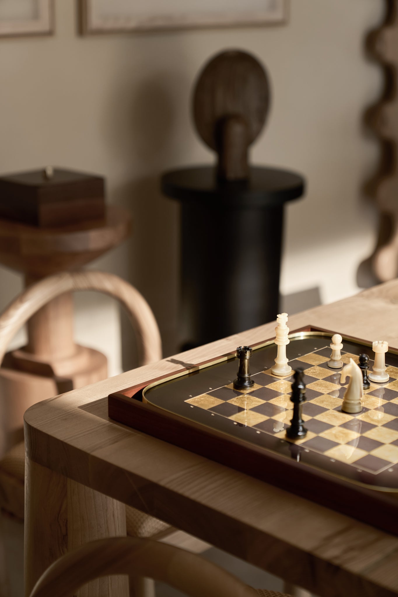 Elite chess set