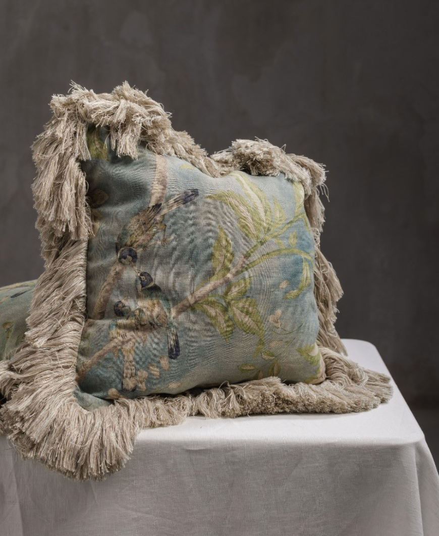 Ludo cushion cover: linen azzurro