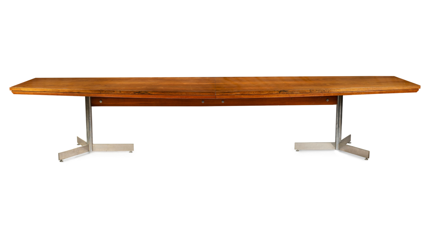 Tonneau Dining Table in Rosewood: Modernist, 1960s/70s