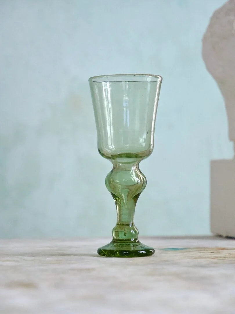 White Wine Glass Vert Fumé