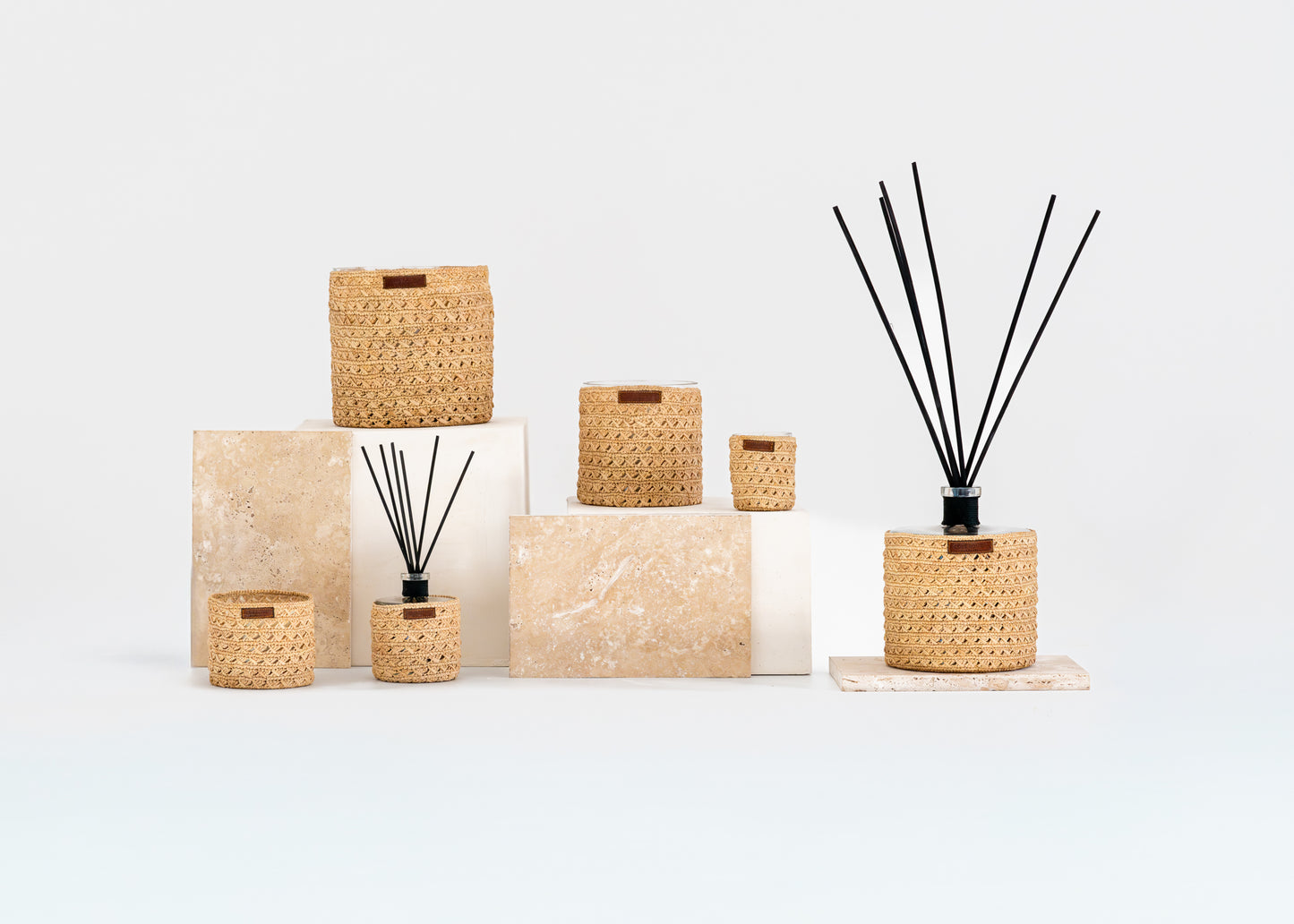 Candle Raphia Zina