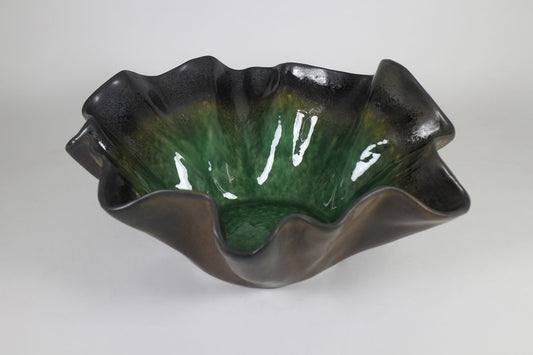 Drip glaze bowl in green by Prempracha's Collection