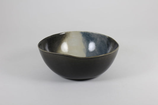Artsy collection bowl in black by Prempracha's Collection