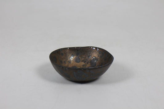 Hand-painted metallic sauce cup by Prempracha's Collection